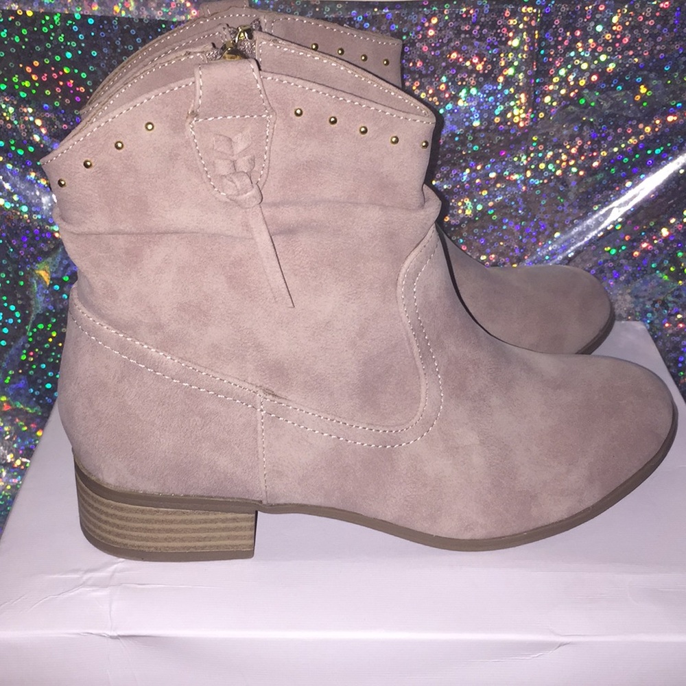 Jessica Simpson Booties - Picture 4 of 4